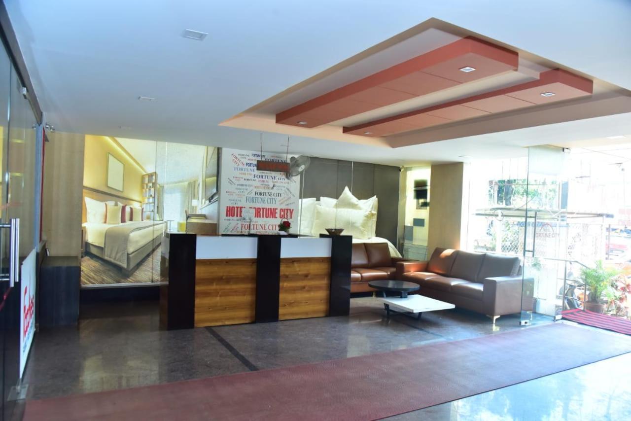 Hotel Fortune City Bangalore Exterior photo